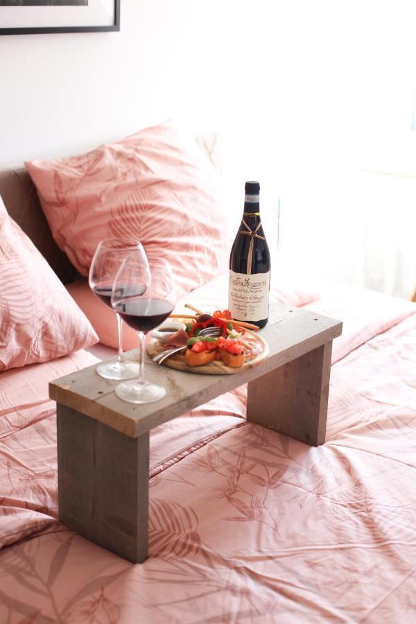 Bed and Breakfast Bed And Wine Nonsolovino Reeuwijk Exterior foto