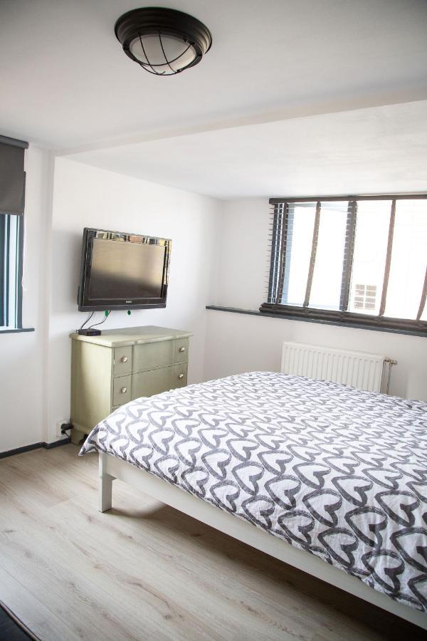 Bed and Breakfast Bed And Wine Nonsolovino Reeuwijk Exterior foto