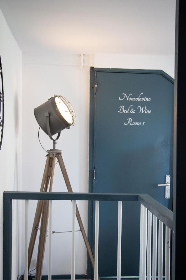 Bed and Breakfast Bed And Wine Nonsolovino Reeuwijk Exterior foto