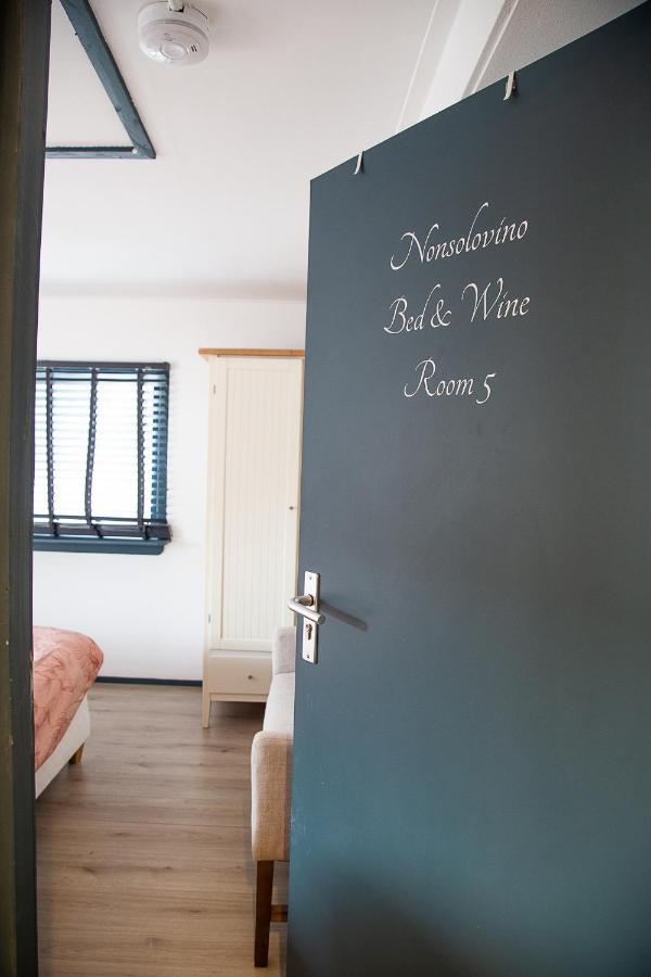 Bed and Breakfast Bed And Wine Nonsolovino Reeuwijk Exterior foto